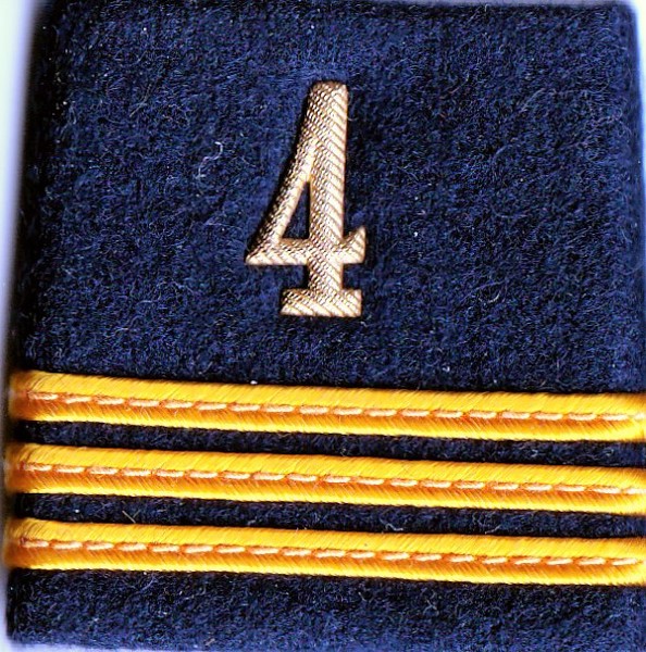 Bild von Hauptmann  Gradabzeichen Schulterpatten Luftwaffe. Preis gilt für 1 Stück 